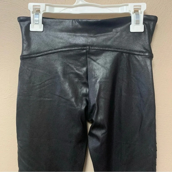 Spanx Faux Leather Moto Leggings Black Size XS Petite NWT New - Picture 9 of 16